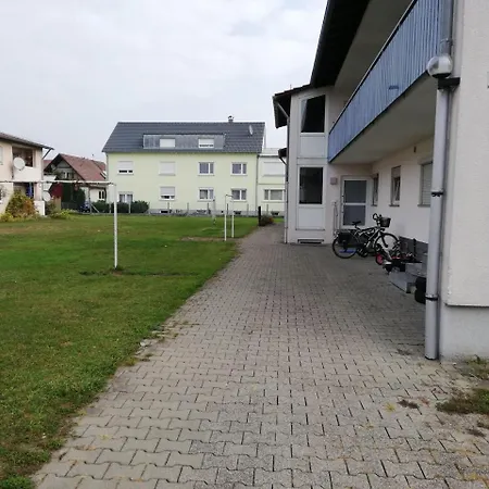 Ferienwohnung-stern-friedrichshafen Lägenhet *